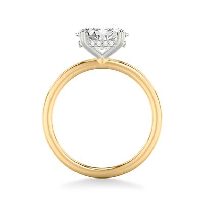 East West Oval Solitaire