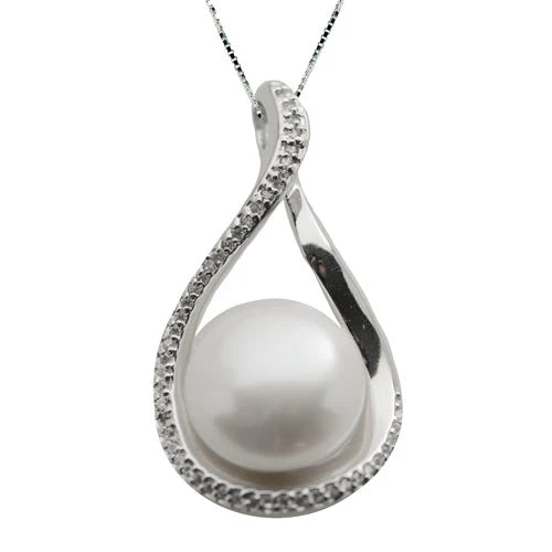 Button Pearl Necklace