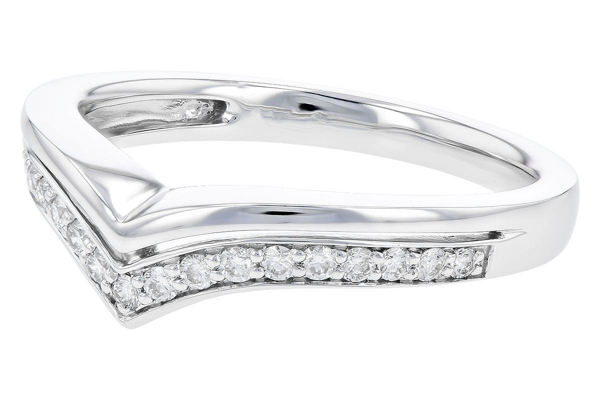"V" Diamond Band