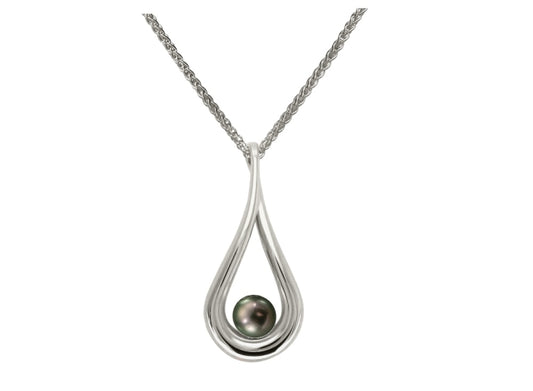 Mana Pendant with Black Pearl